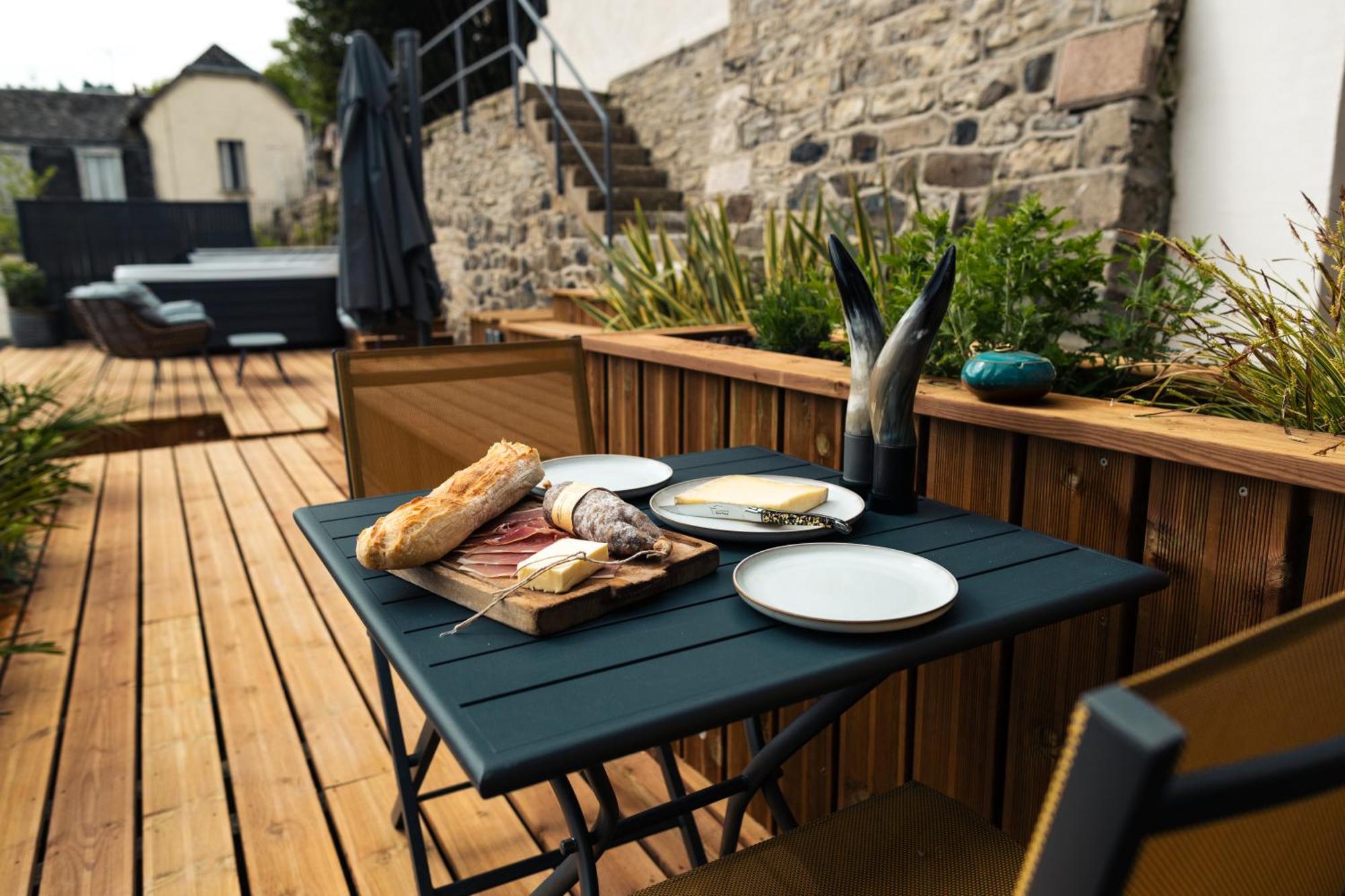 Gite Petite Lauze Espalion Exterior photo